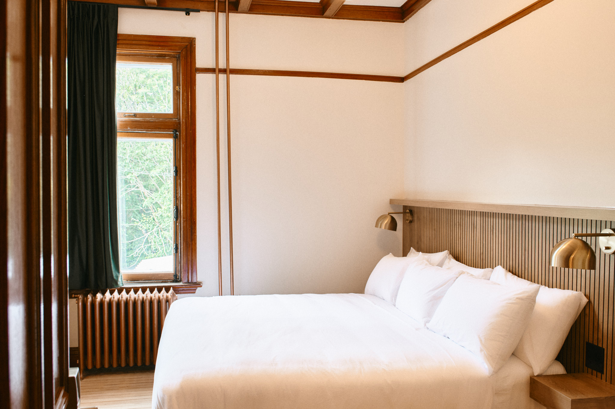 202-204-305 (Prestige 2)