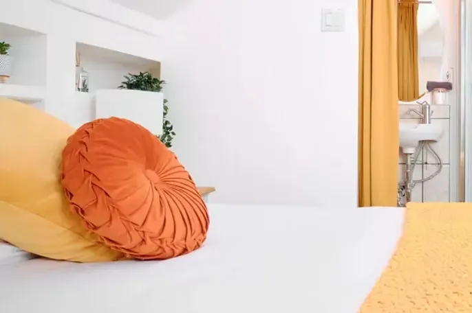 balcon-blanc-nos-chambres (2)